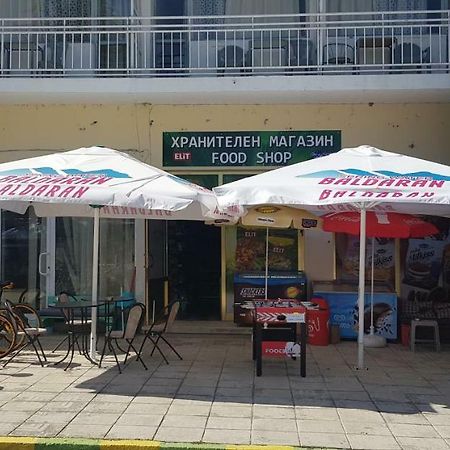 Hotel Phoenix 克兰内沃 外观 照片